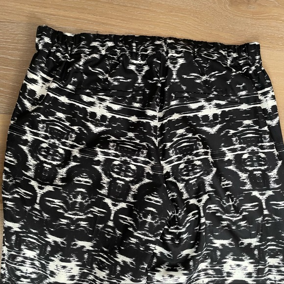 Black and White Printed Trouser - Picture 3 of 5